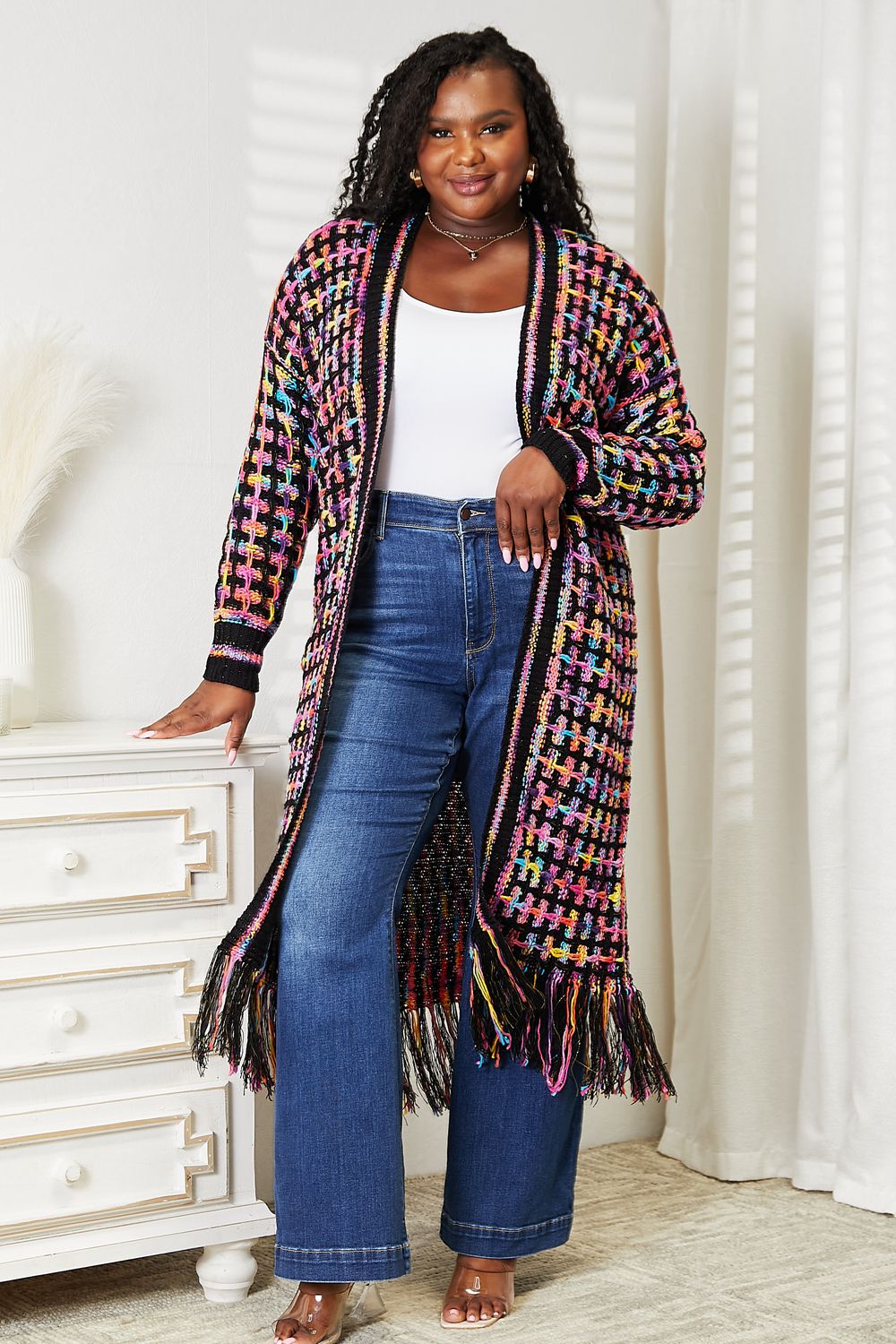 Cardigan multicolore ouvert sur le devant avec ourlet à franges pleine taille