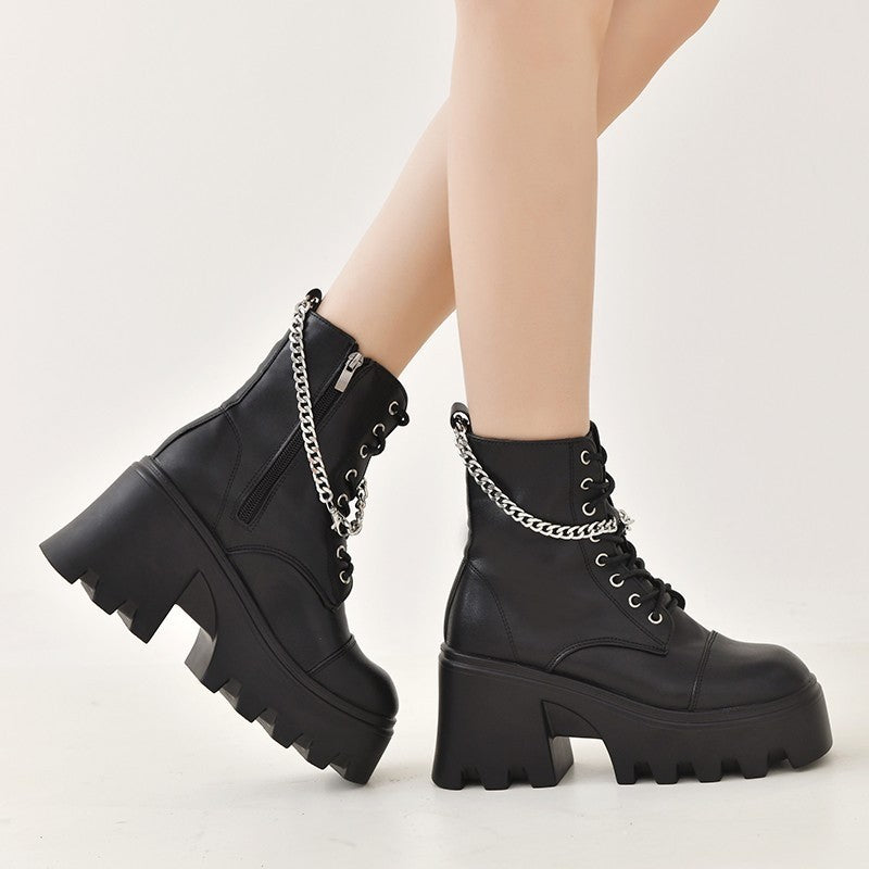 Bottes gothiques noires en cuir verni de grande taille pour le commerce extérieur d'hiver