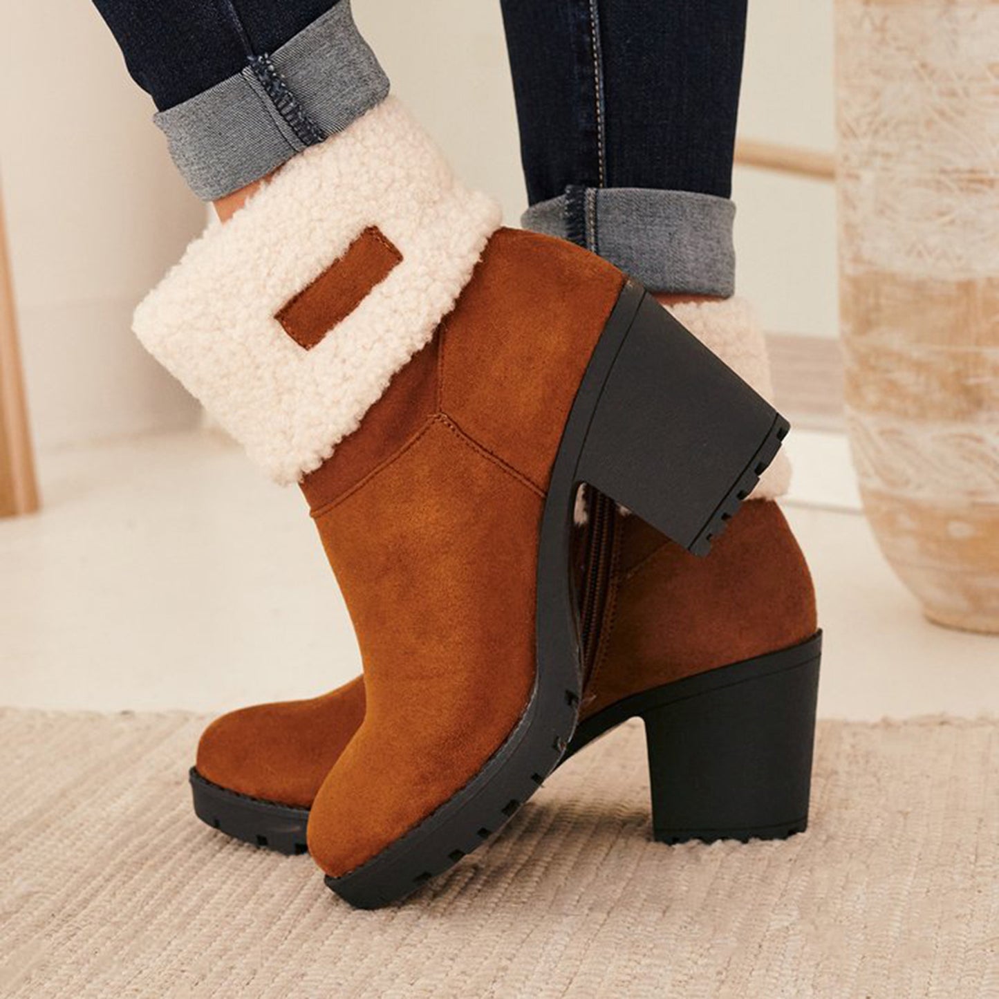 Women's Short Boots With Warm Woolen Mouth